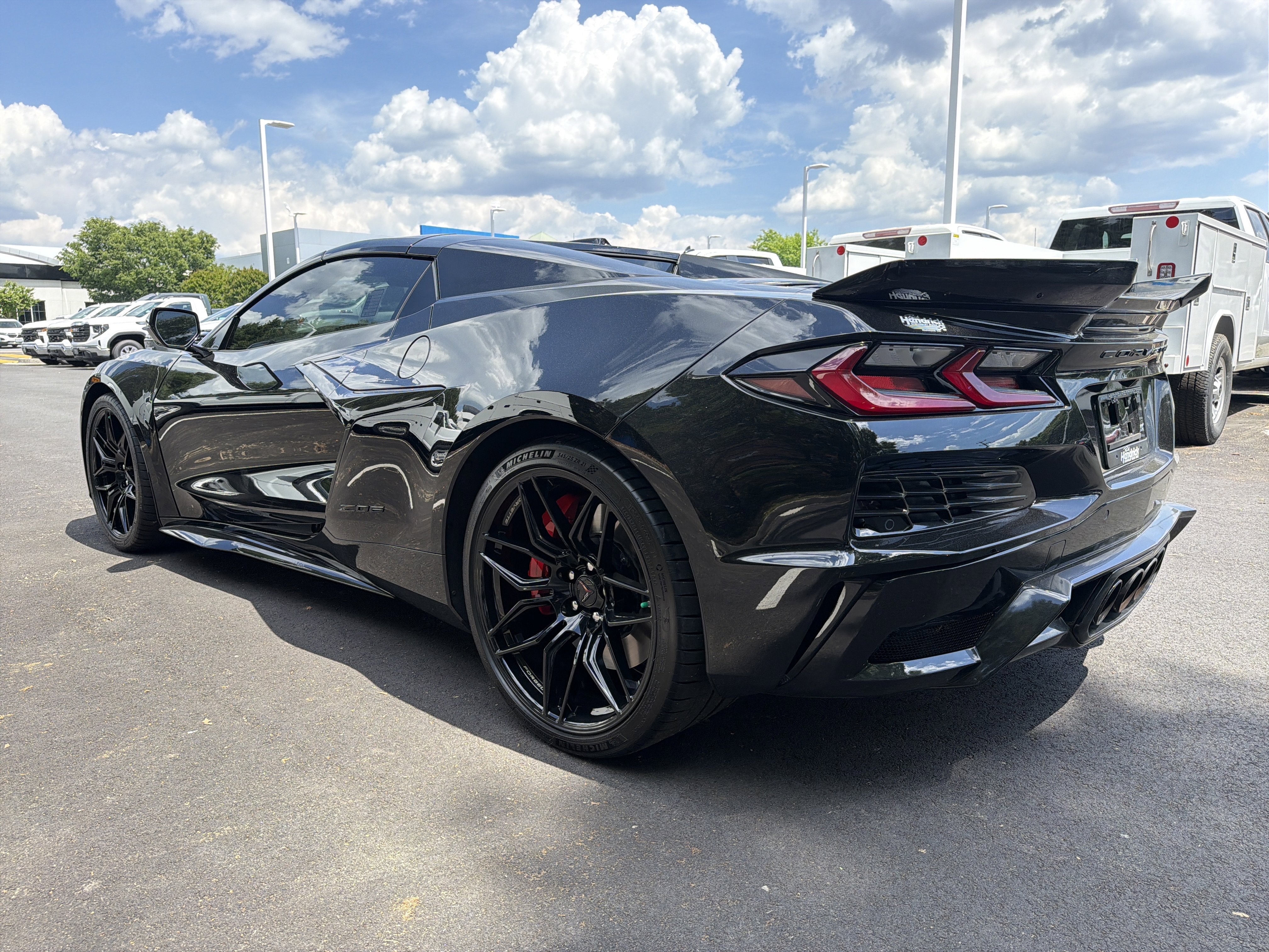 Used 2025 Chevrolet Corvette Z06 RWD image 8