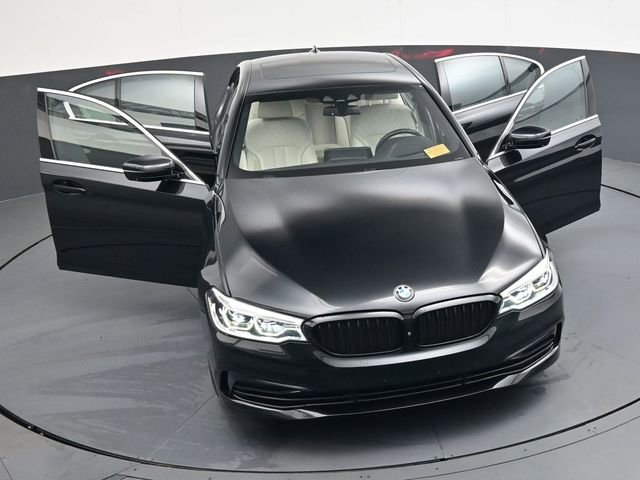 Used 2019 BMW 540i xDrive w/ Executive Package image 43