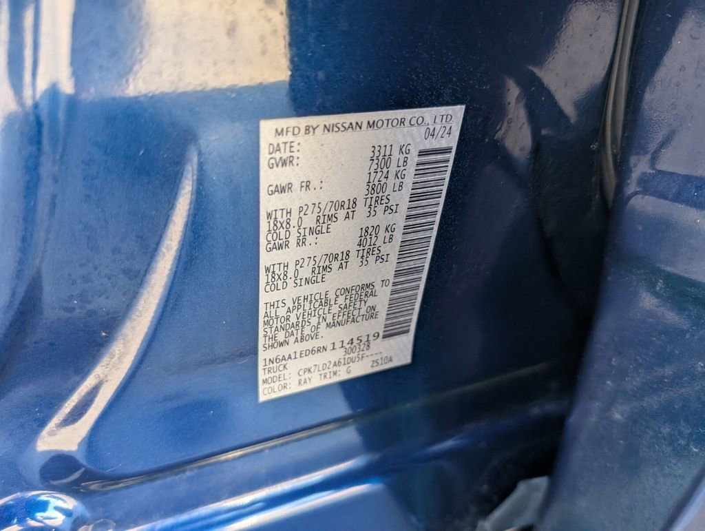 Used 2024 Nissan Titan PRO-4X w/ Pro-4x Convenience Package image 19