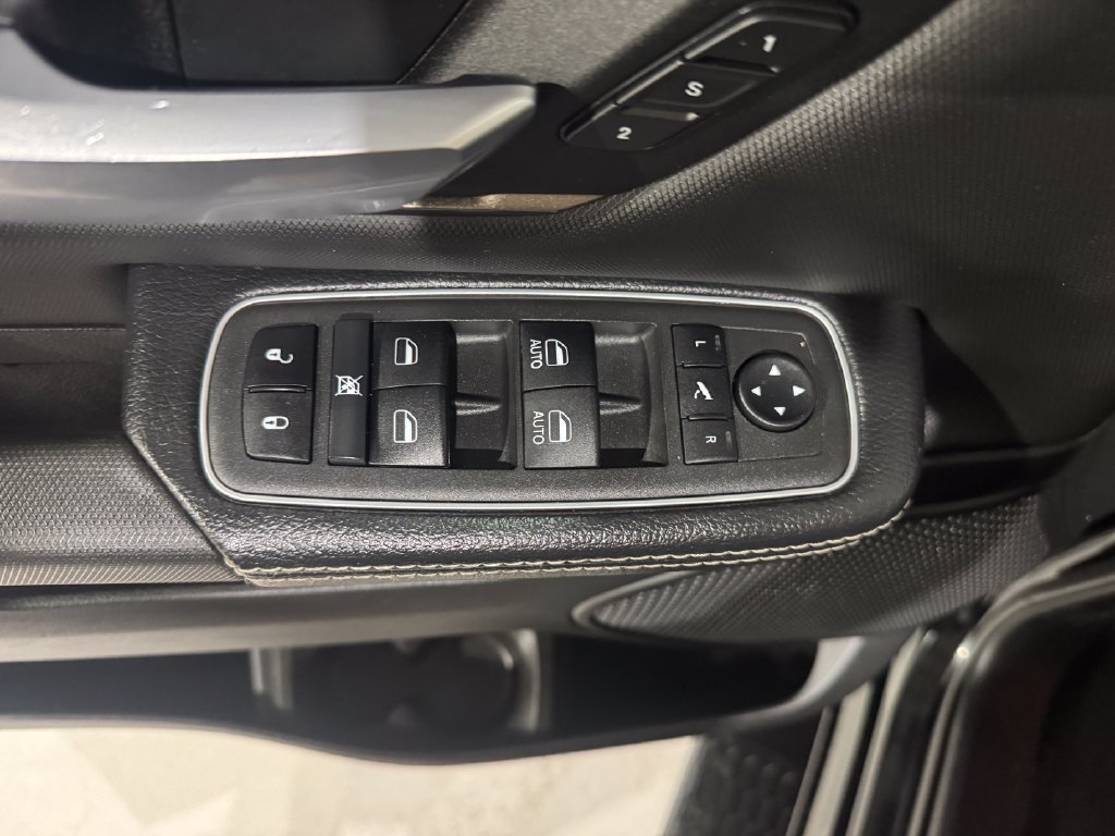Used 2022 RAM 1500 Rebel w/ Rebel Level 2 Equipment Group AWD/4WD image 17