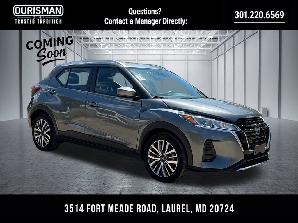 Used 2024 Nissan Kicks SV