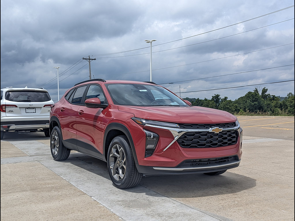 New 2026 Chevrolet Trax LT w/ LT Convenience Package FWD image 5