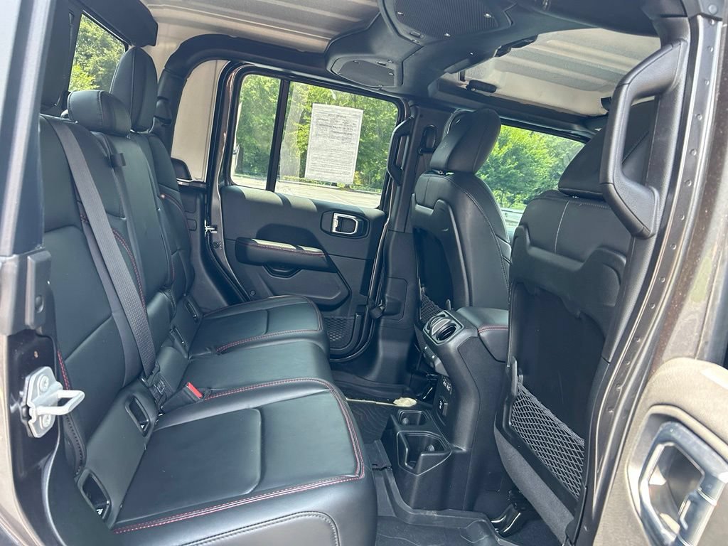Used 2025 Jeep Gladiator Rubicon w/ Safety Group AWD/4WD image 53