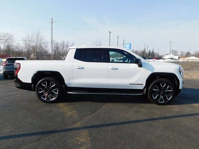 Used 2025 GMC Sierra EV Denali image 2