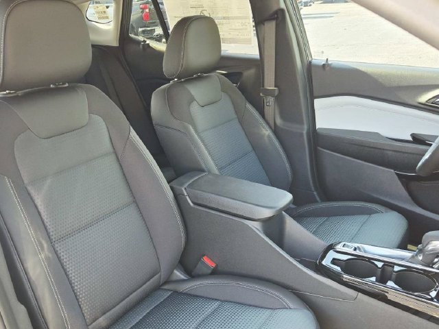 New 2026 Chevrolet Trax LT w/ Driver Confidence Package FWD image 14