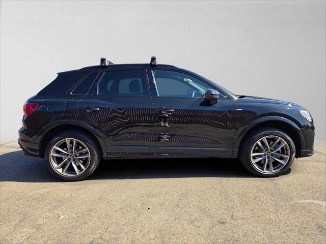 Used 2024 Audi Q3 2.0T Premium Plus AWD/4WD image 2