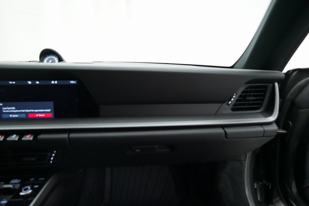 Used 2020 Porsche 911 Carrera 4 image 25