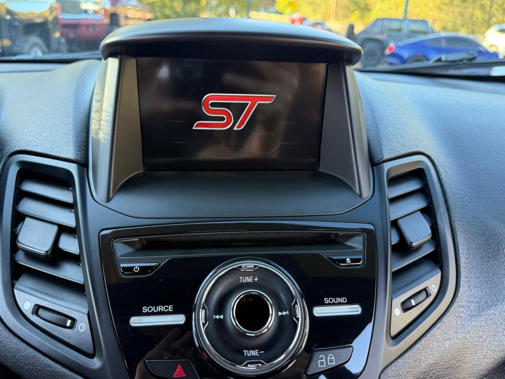 Used 2018 Ford Fiesta ST image 52