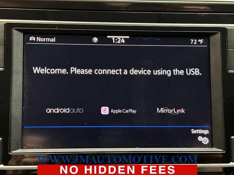 Used 2024 Volkswagen Tiguan S image 27