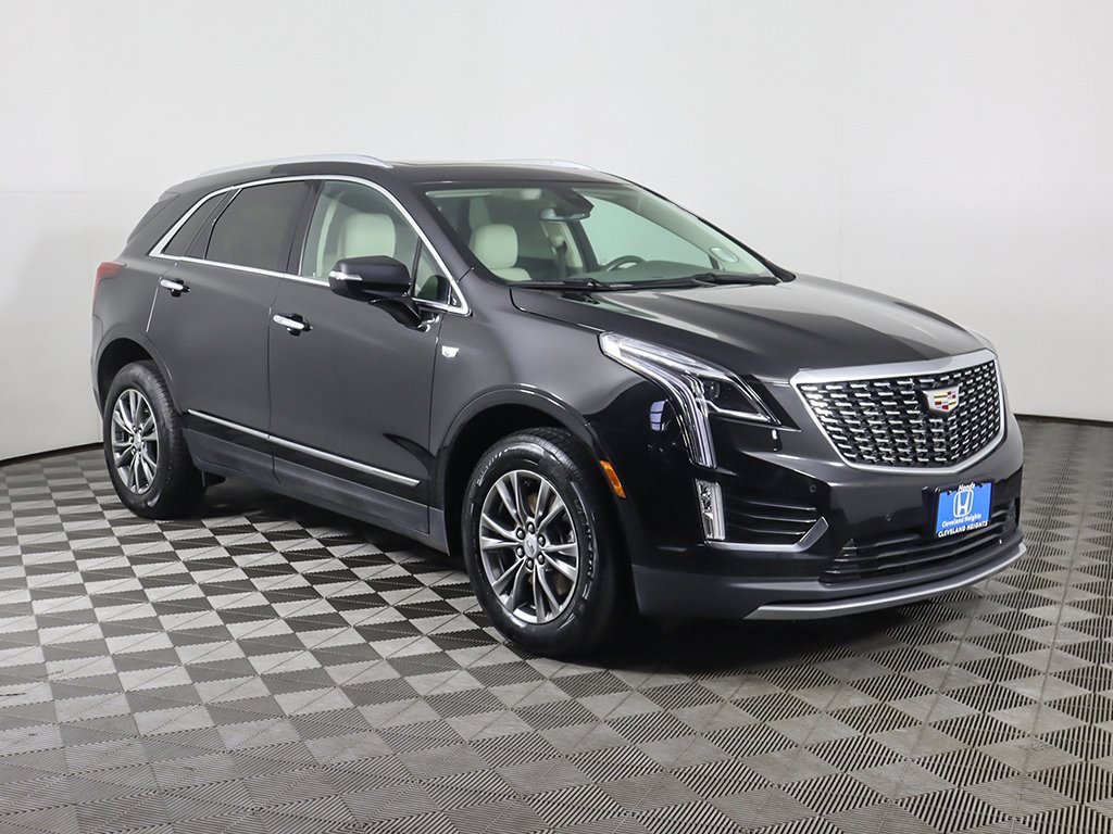 Used 2022 Cadillac XT5 Premium Luxury image 2