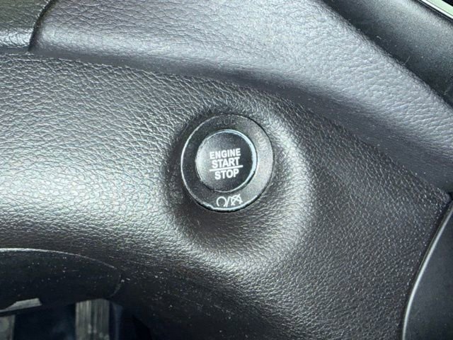 Used 2020 Jeep Cherokee Limited image 15