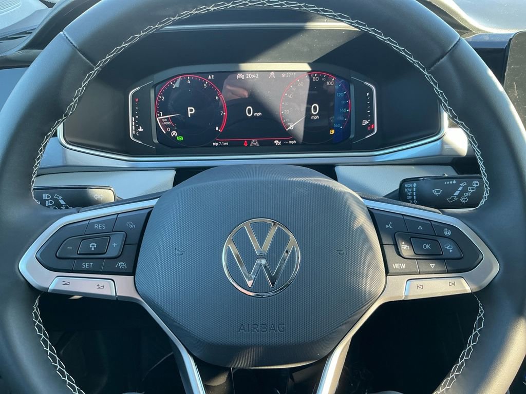 New 2026 Volkswagen Taos SEL AWD/4WD image 24