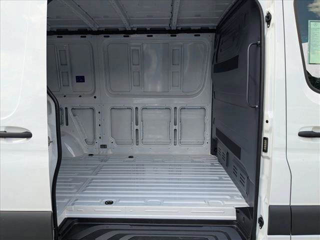 New 2025 Mercedes-Benz Sprinter 2500 image 15