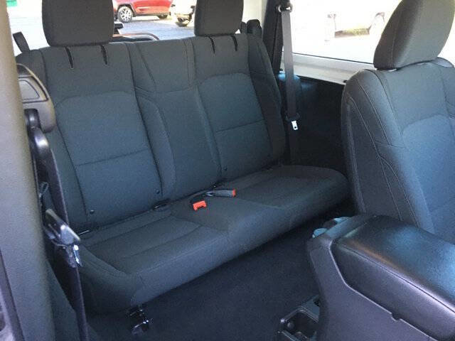 Used 2022 Jeep Wrangler Sport AWD/4WD image 29