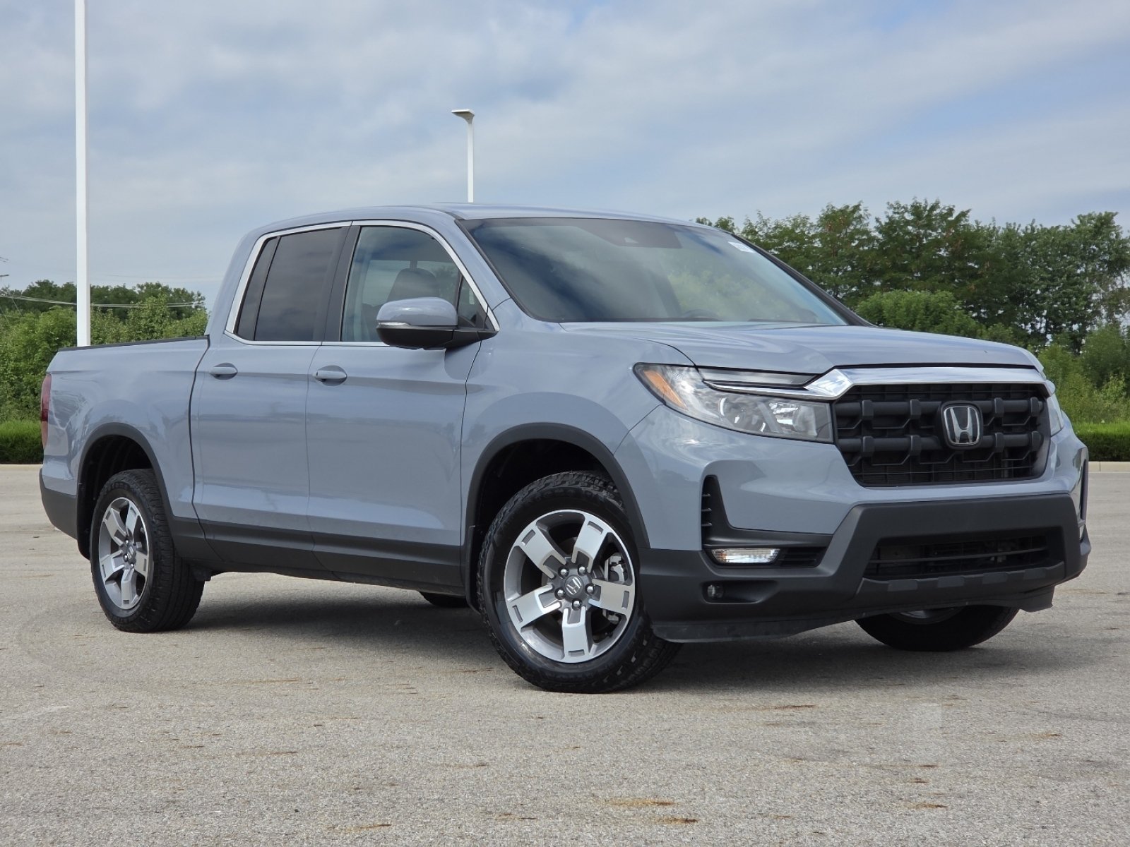 Used 2025 Honda Ridgeline RTL image 2