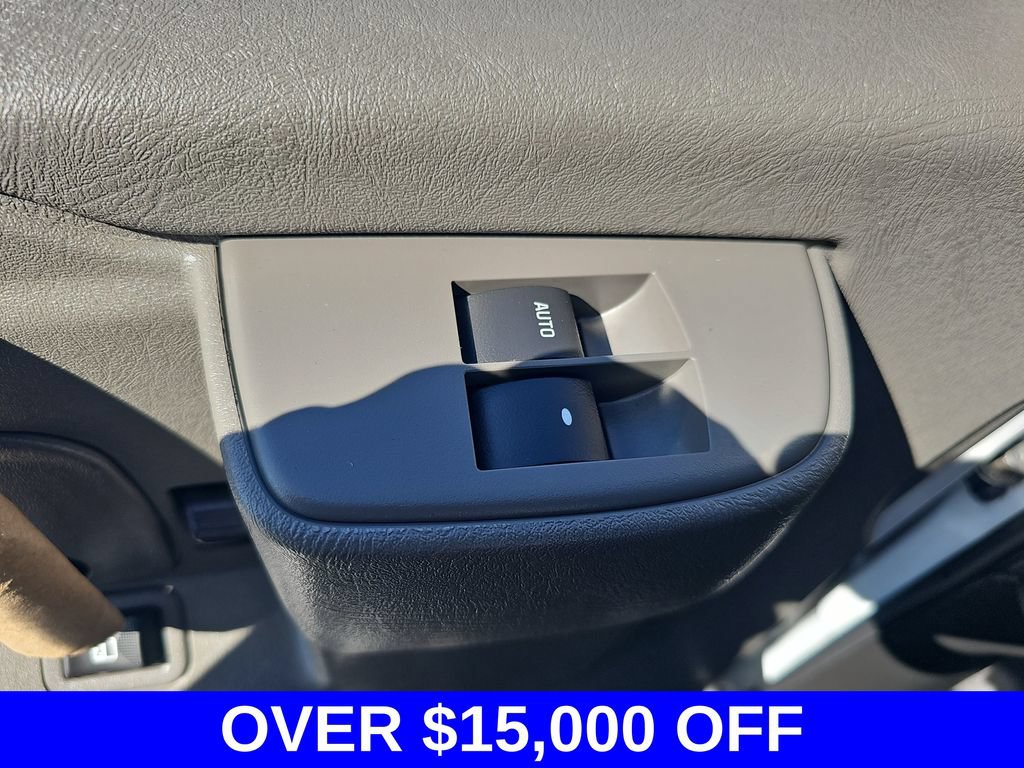 New 2023 Chevrolet Express 3500 w/ Power Convenience Package RWD image 21