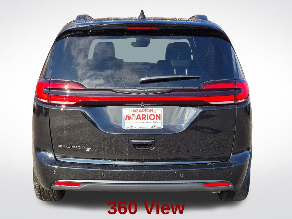 New 2026 Chrysler Pacifica Select image 18