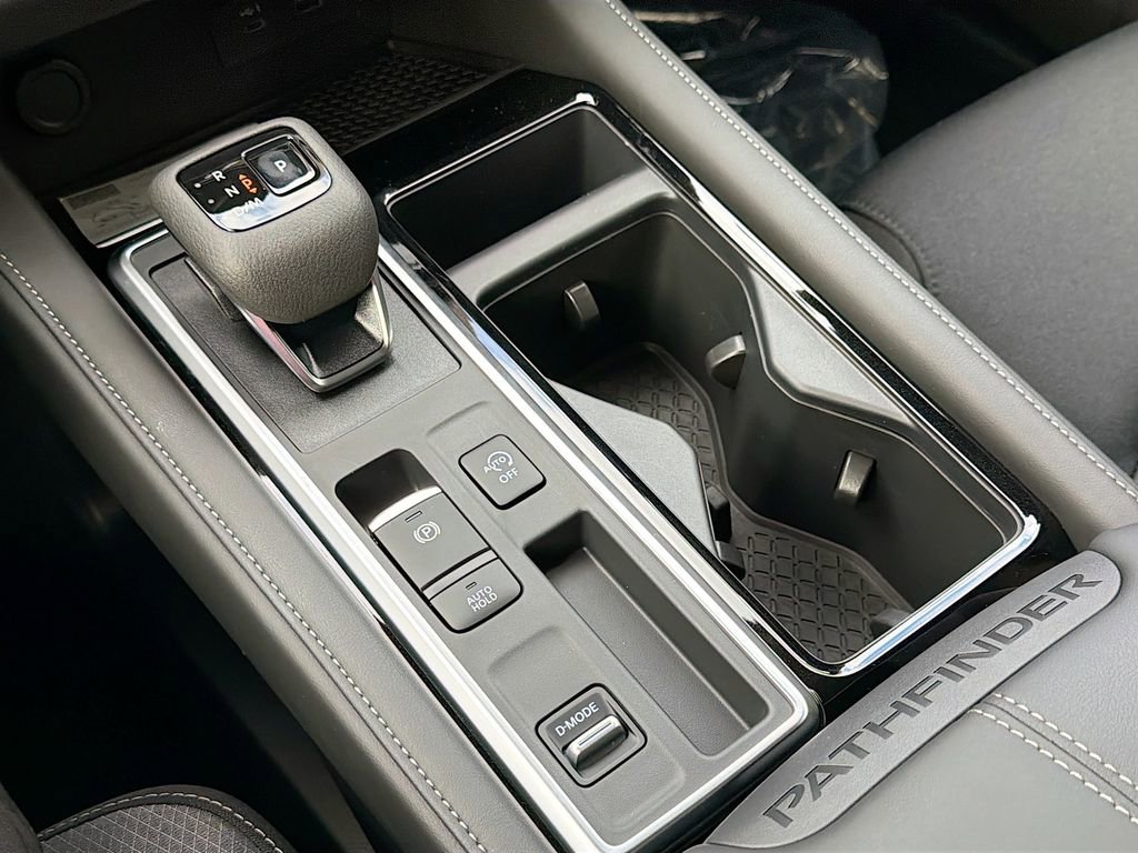 New 2025 Nissan Pathfinder SV w/ Black Appearance Package image 17