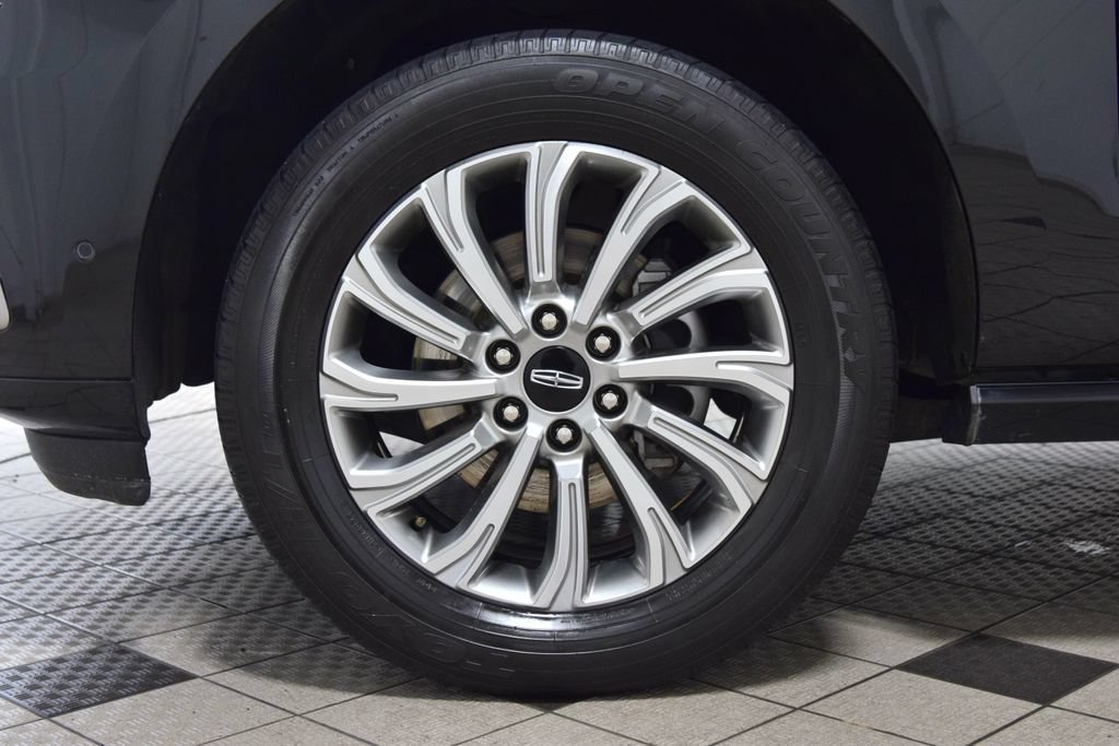 Used 2024 Lincoln Navigator L 4WD image 27