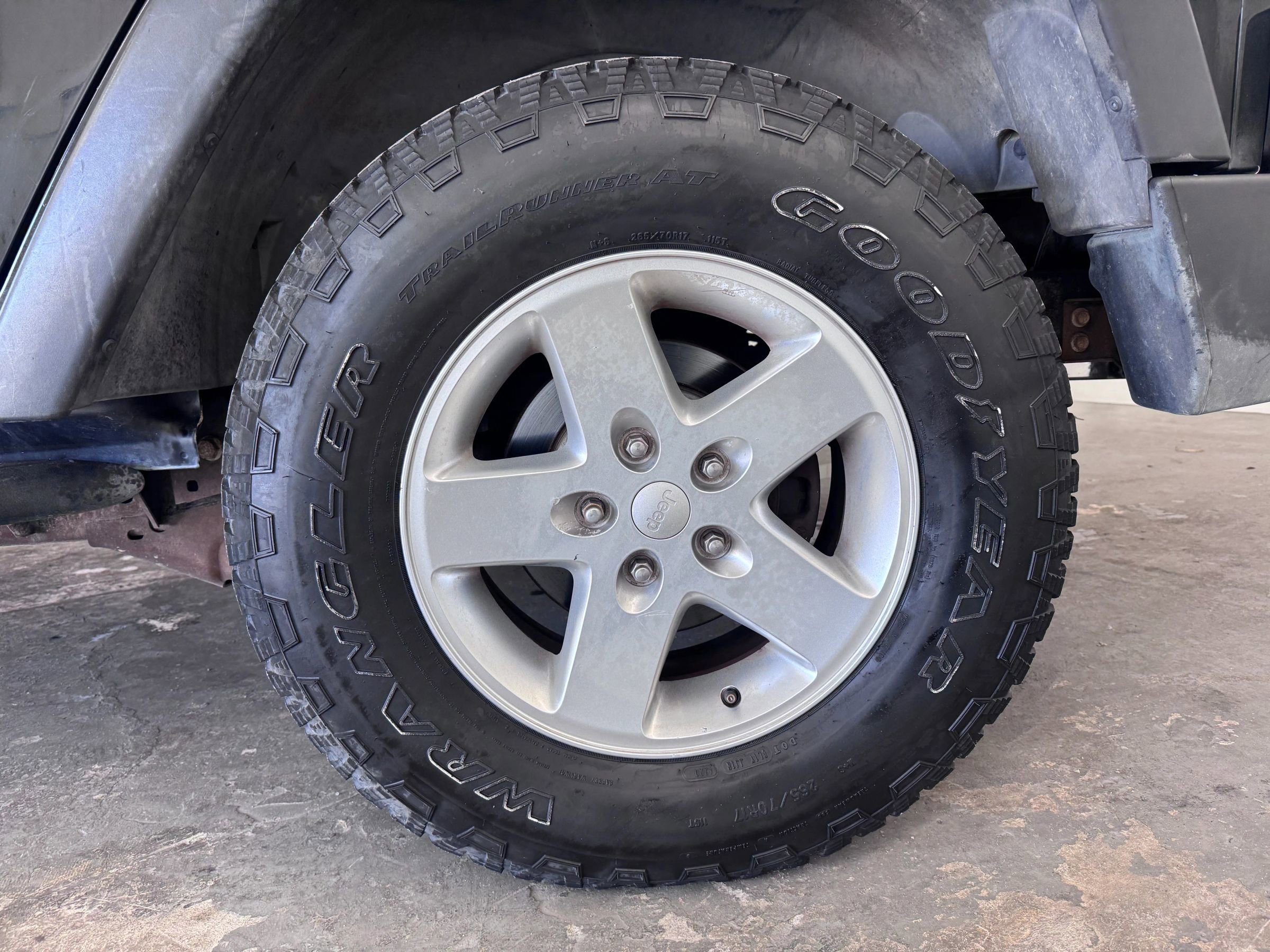 Used 2007 Jeep Wrangler Unlimited X image 14