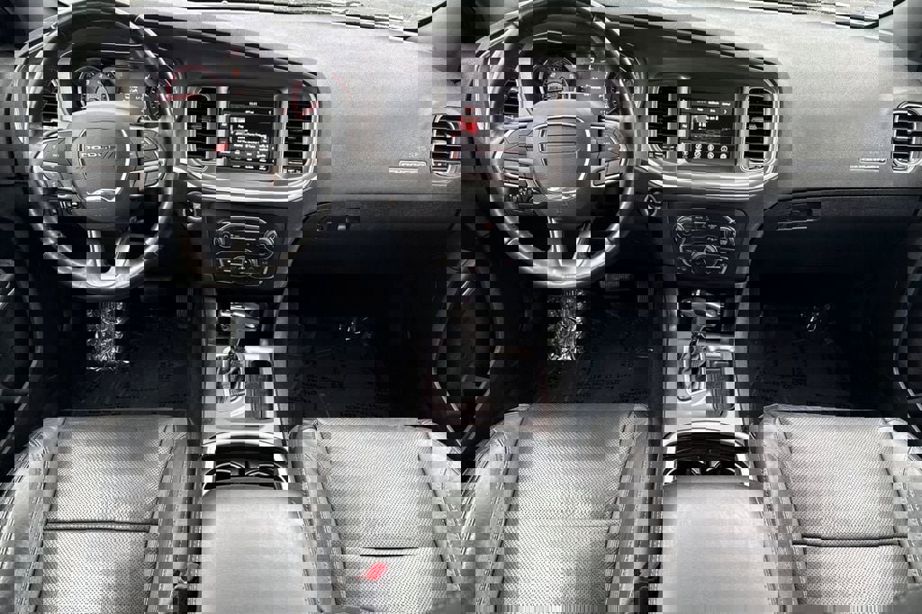 Used 2021 Dodge Charger SXT w/ Leather Interior Group image 10