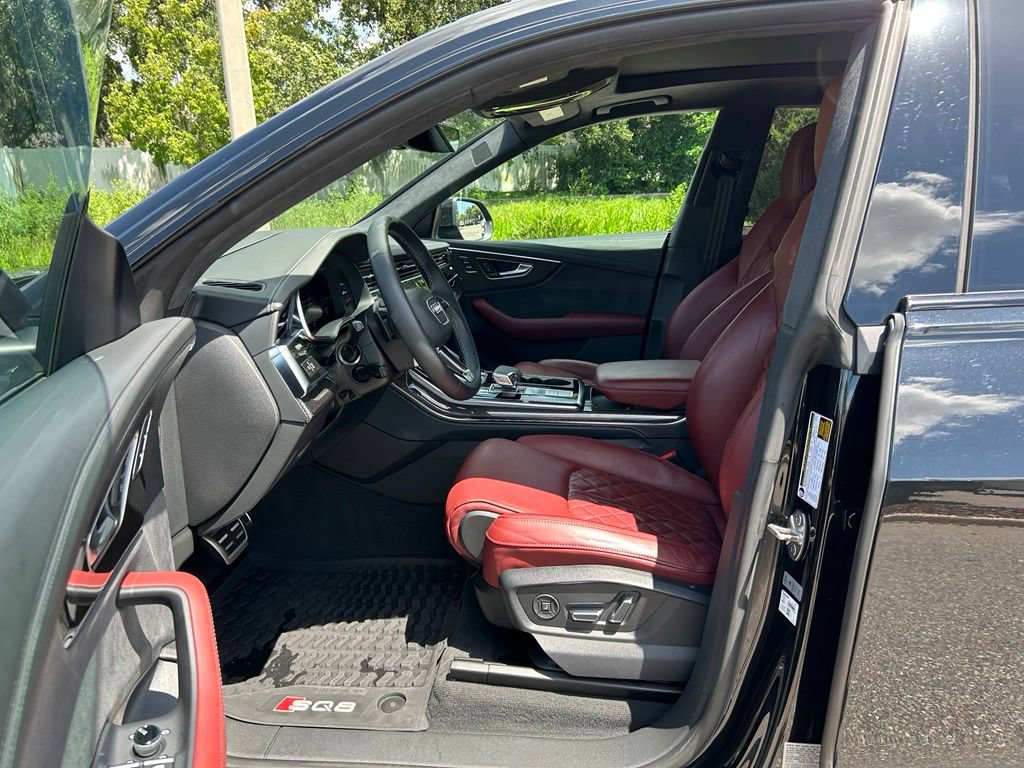 Used 2023 Audi SQ8 Prestige AWD/4WD image 15