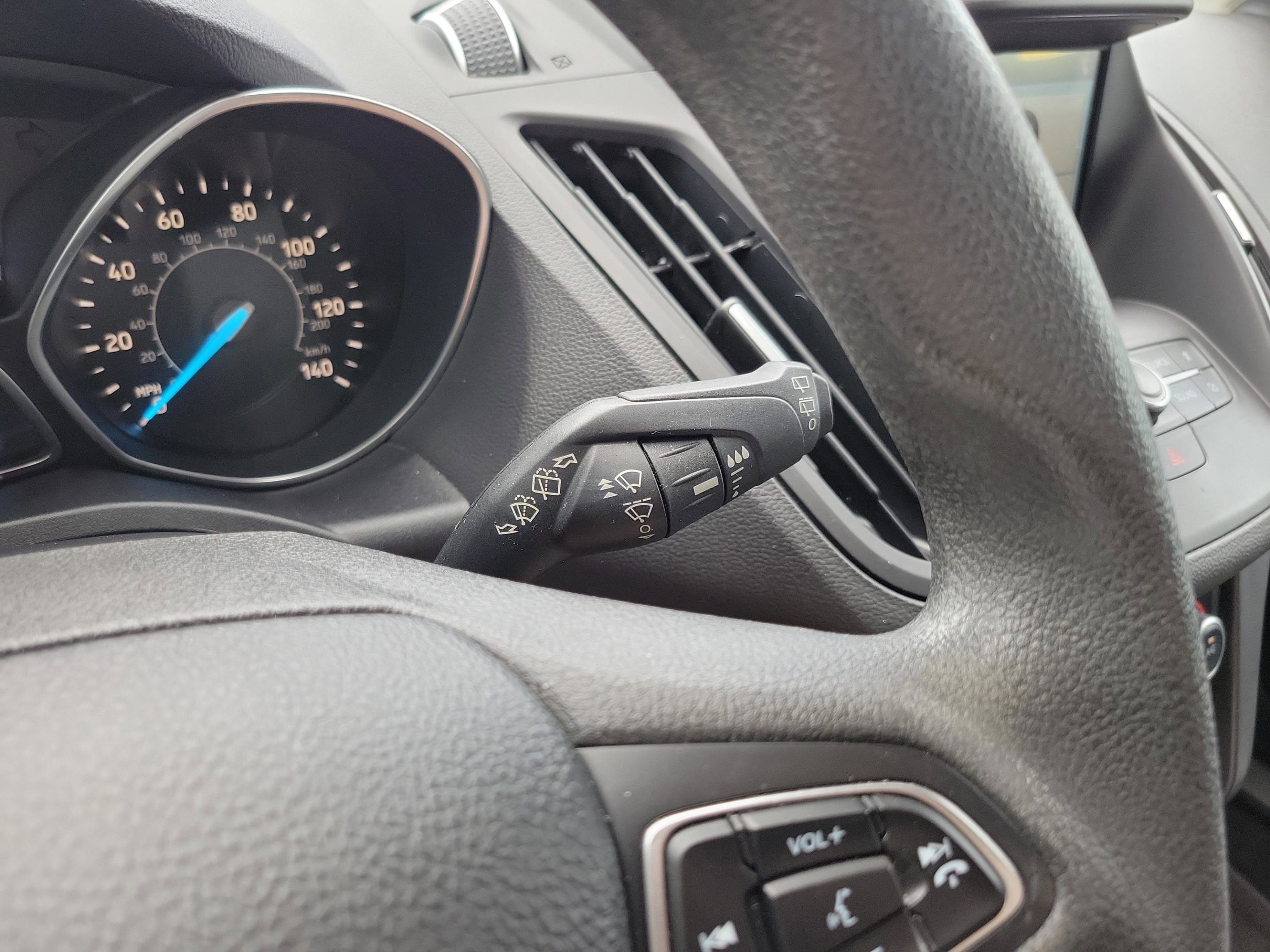 Used 2019 Ford Escape SE FWD image 23