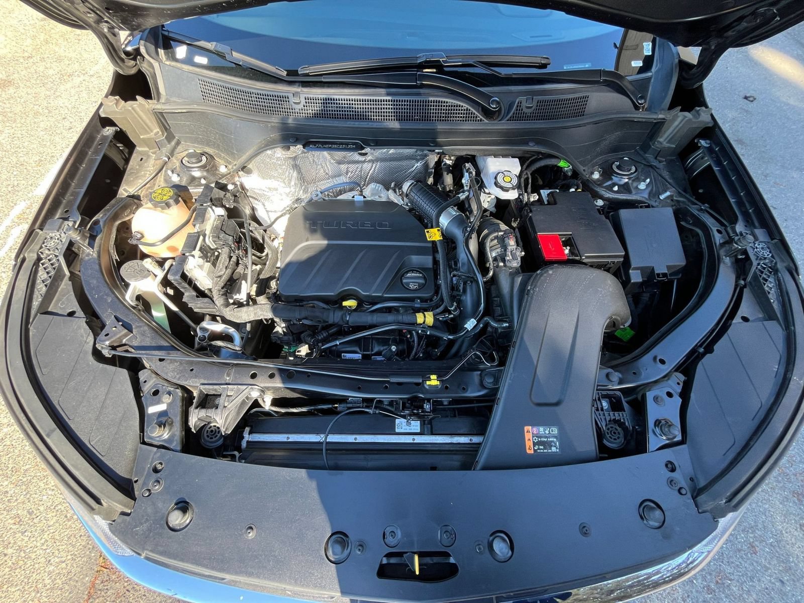 Used 2025 Chevrolet Trax LT FWD image 30