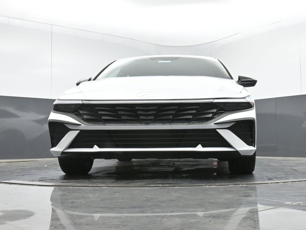 New 2026 Hyundai Elantra Sport image 9