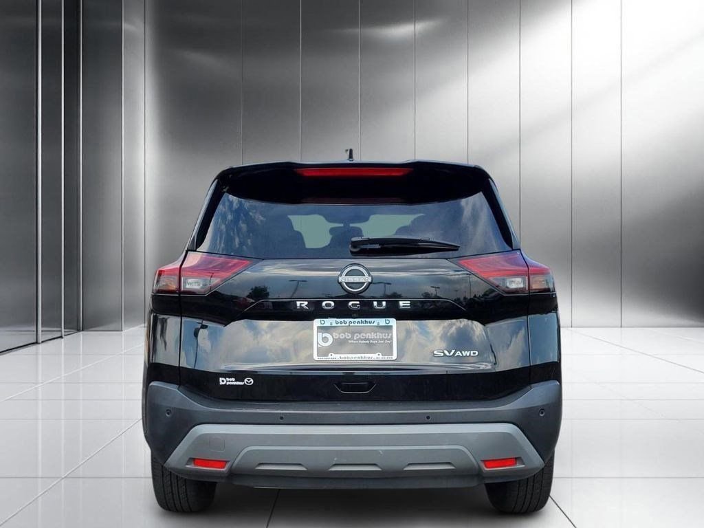Used 2023 Nissan Rogue SV image 31
