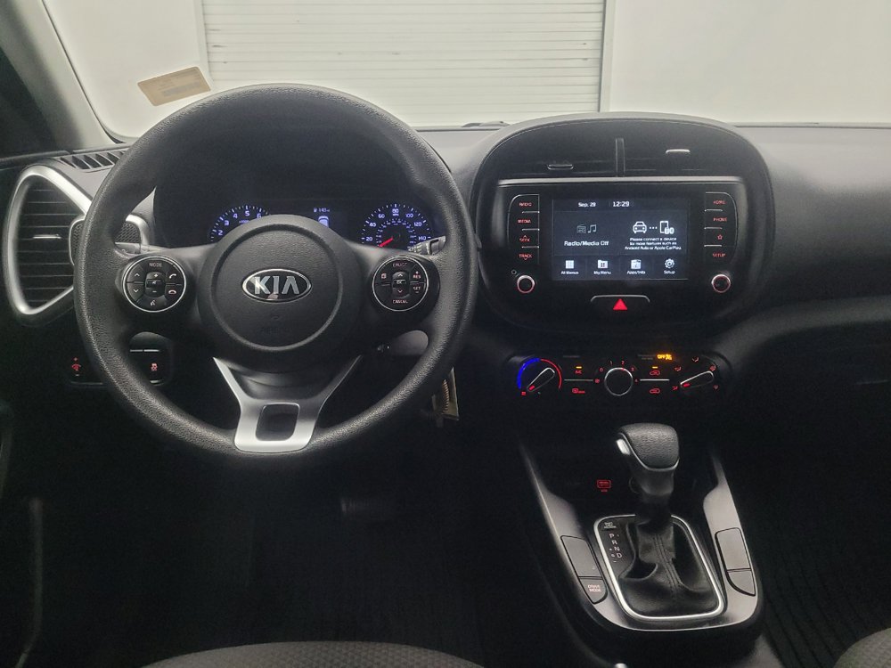 Used 2021 Kia Soul LX FWD image 22