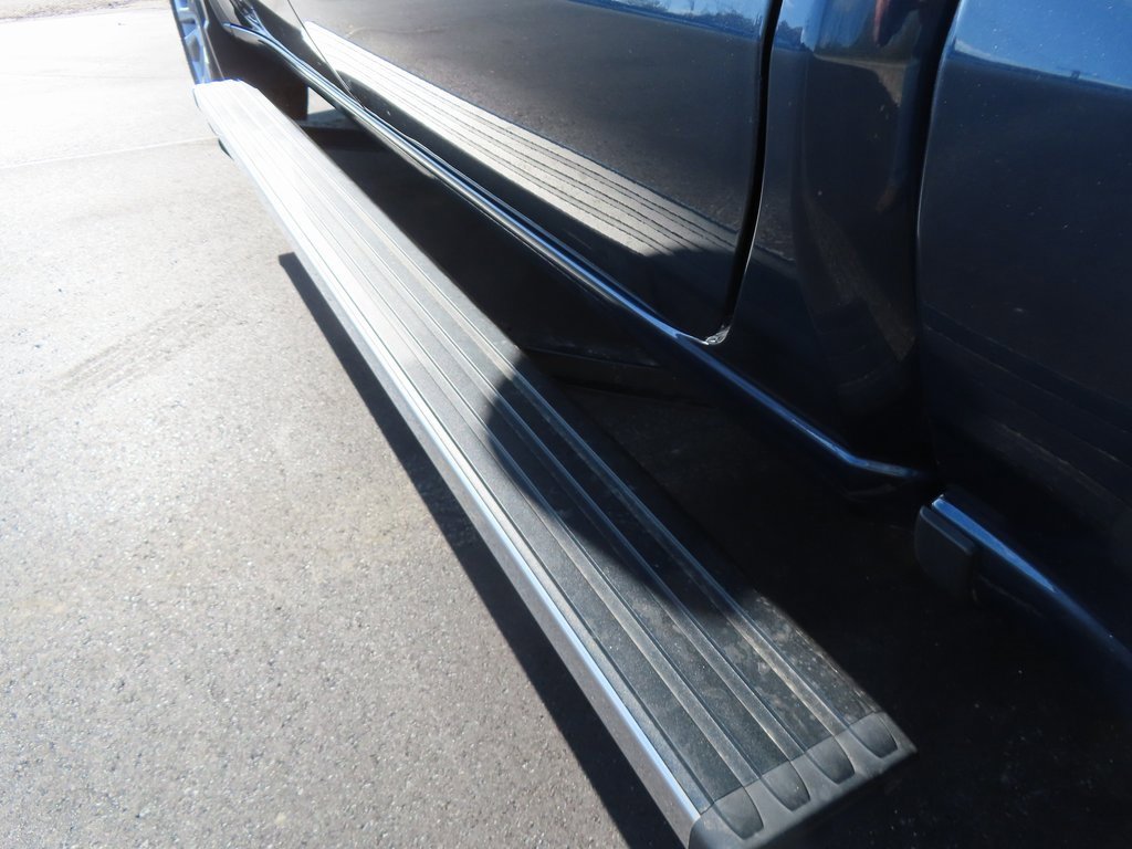 Used 2022 Chevrolet Silverado 1500 LTZ w/ LTZ Premium Package image 21