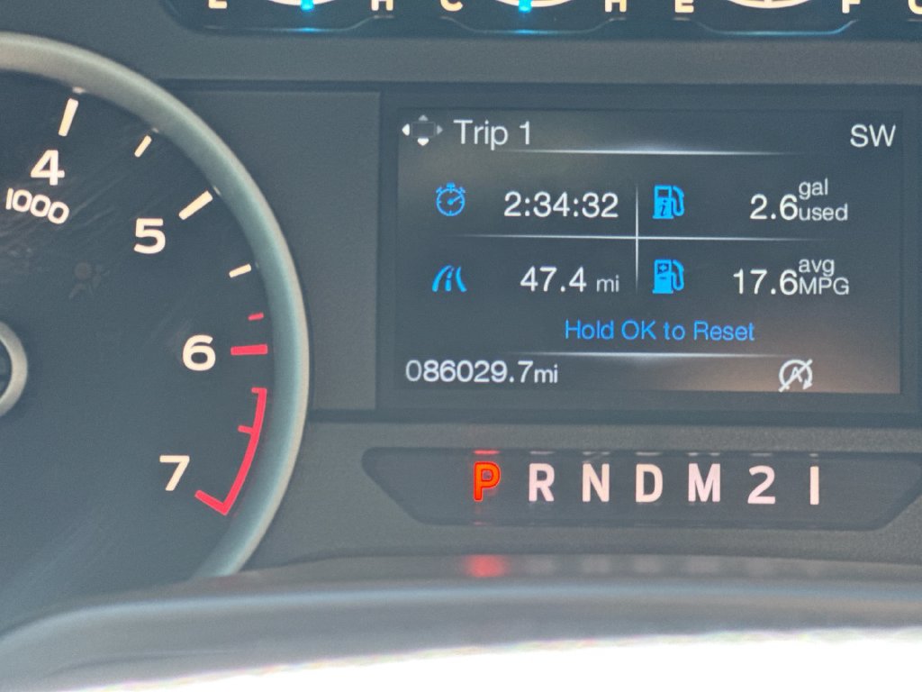 Used 2015 Ford F150 XLT w/ Equipment Group 302A Luxury AWD/4WD image 13