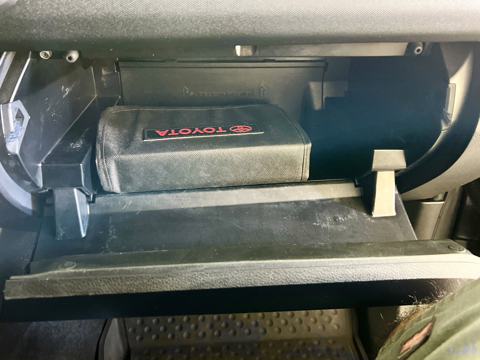 Used 2023 Toyota Tacoma TRD Sport w/ Advanced Technology Package image 33