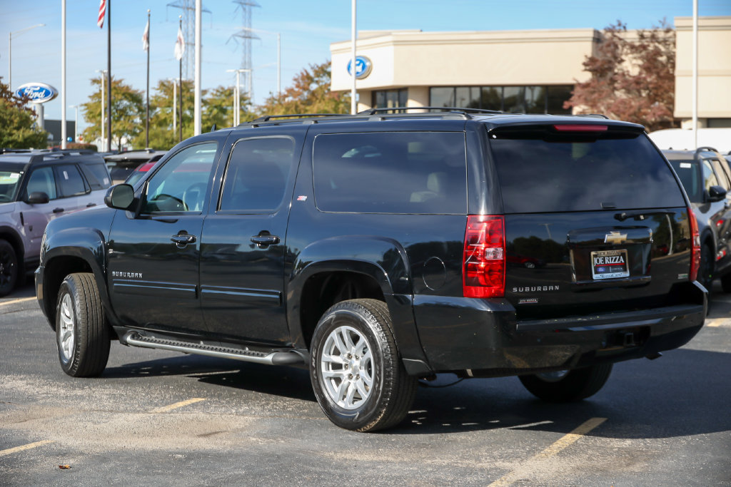 Used 2011 Chevrolet Suburban LT AWD/4WD image 18