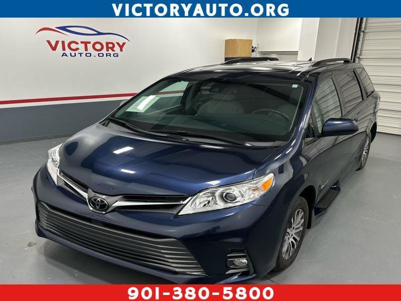 Used 2020 Toyota Sienna XLE w/ XLE Navigation Package