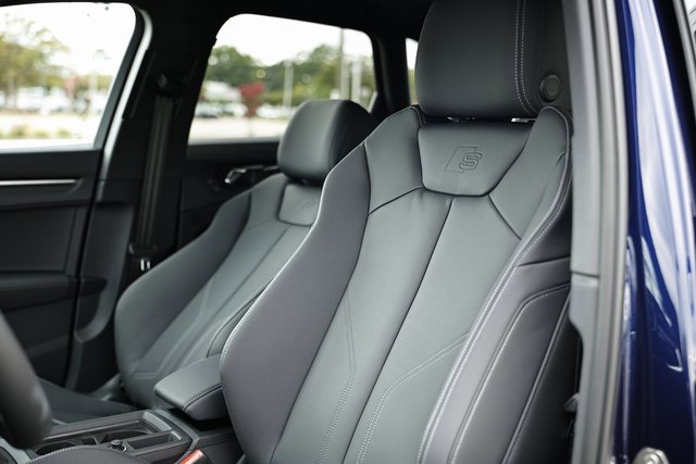 New 2025 Audi Q3 2.0T Premium image 21