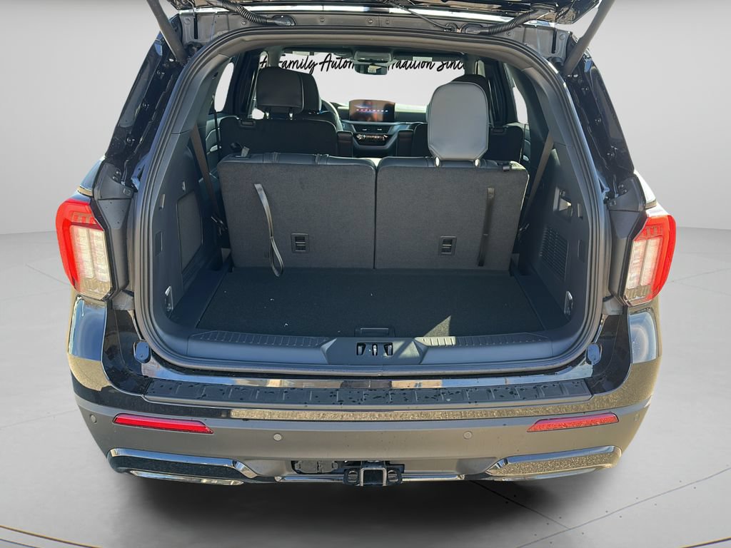 New 2026 Ford Explorer ST-Line w/ ST-Line Street Pack AWD/4WD image 21