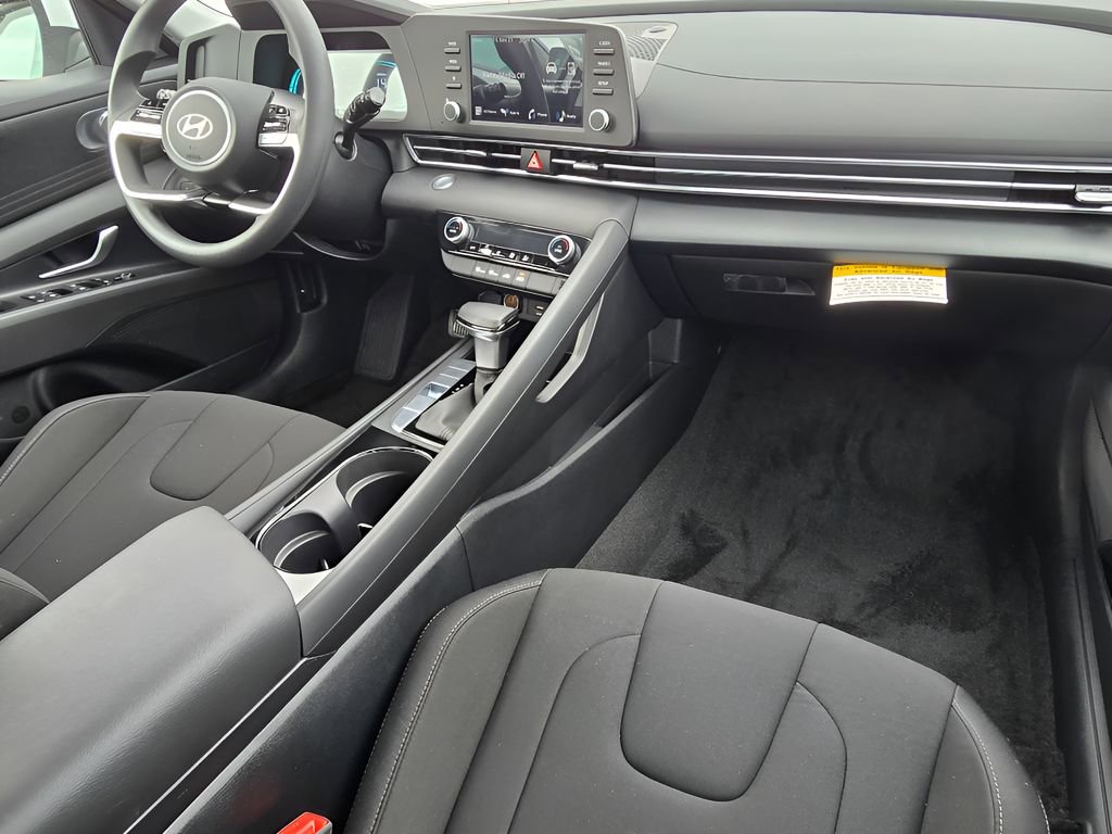 New 2026 Hyundai Elantra Blue image 27