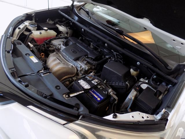 Used 2017 Toyota RAV4 Platinum FWD image 32