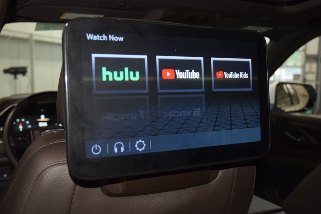 Used 2023 GMC Yukon XL Denali w/ Denali Reserve Package AWD/4WD image 47