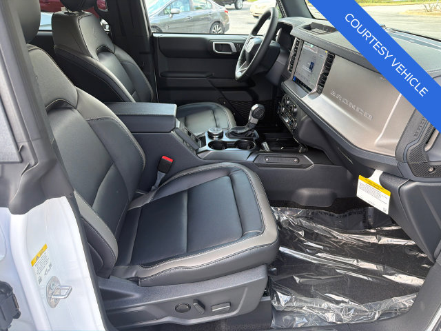 New 2026 Ford Bronco Outer Banks AWD/4WD image 13