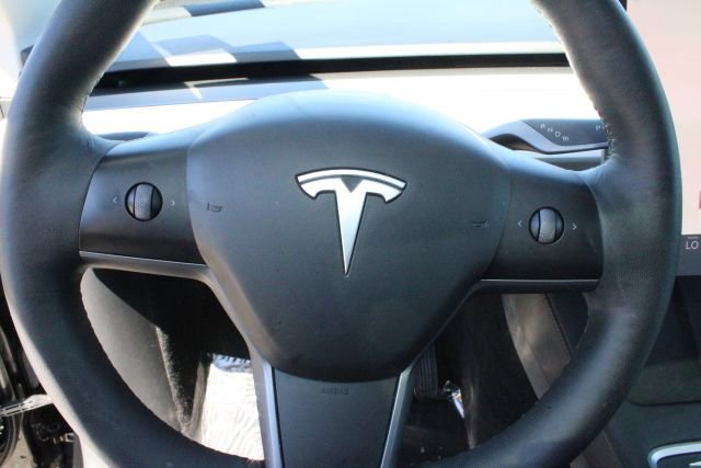 Used 2024 Tesla Model Y Long Range AWD/4WD image 14