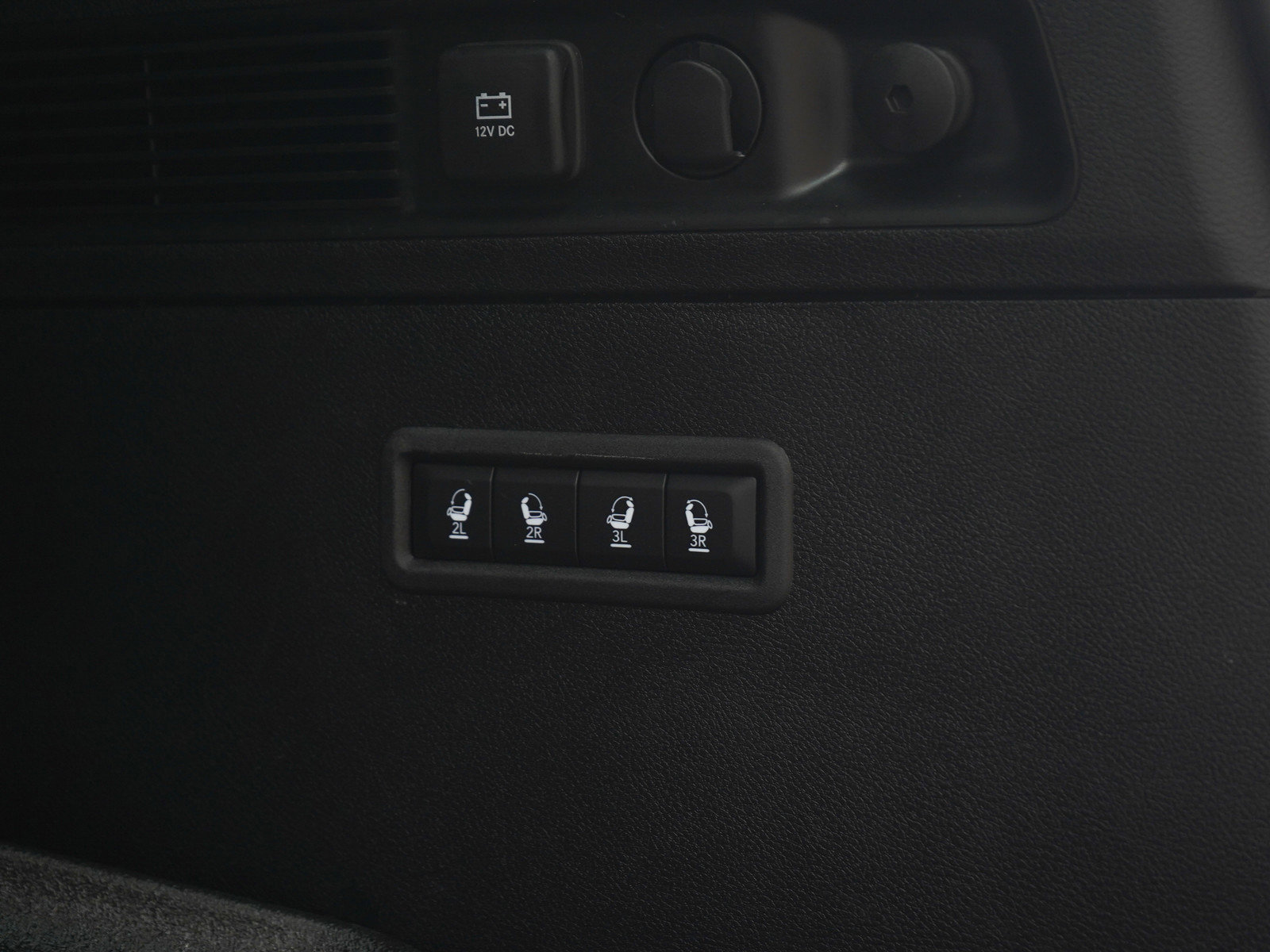 Used 2022 Jeep Wagoneer Series III w/ Convenience Group I image 12