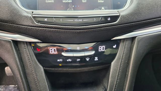 Used 2017 Cadillac XT5 Luxury w/ Driver Awareness Package AWD/4WD image 25