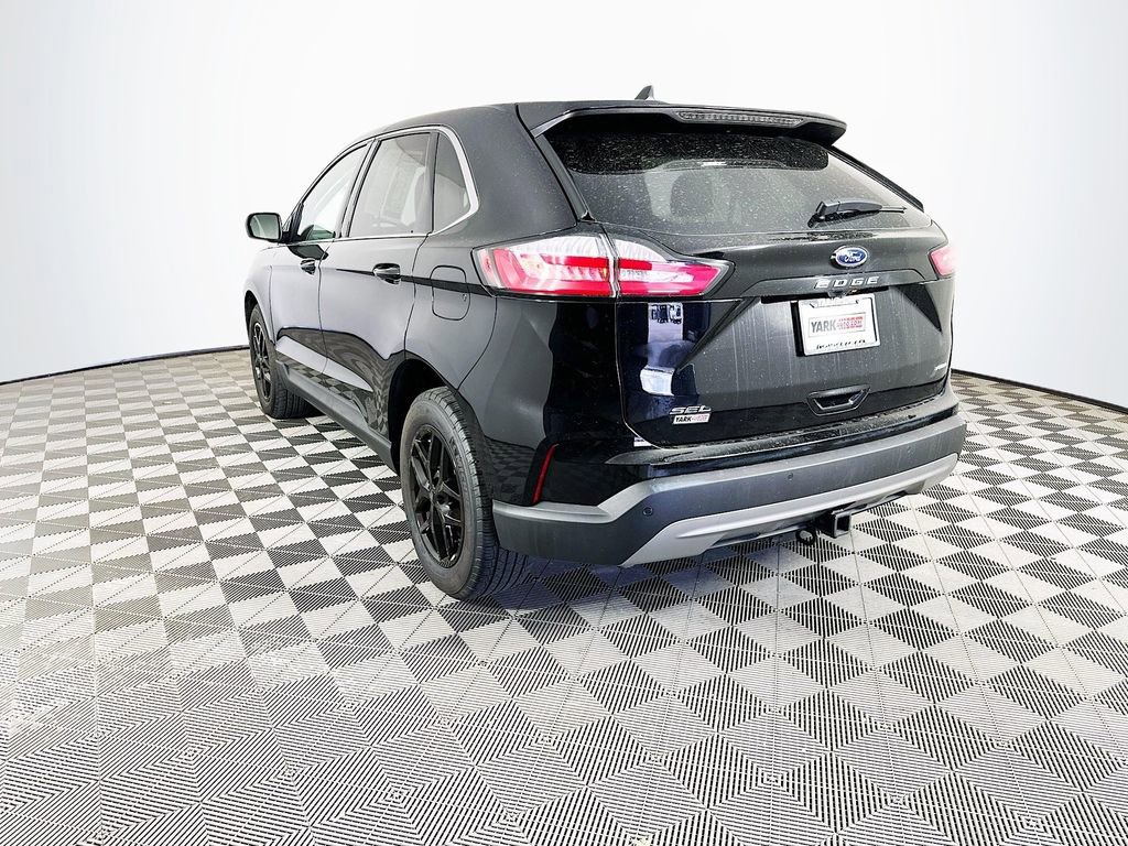Used 2024 Ford Edge SEL w/ Convenience Package image 7