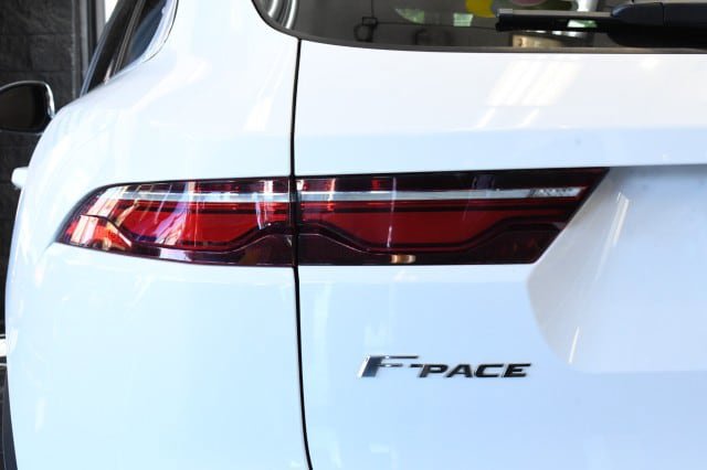 Used 2022 Jaguar F-PACE S AWD/4WD image 13