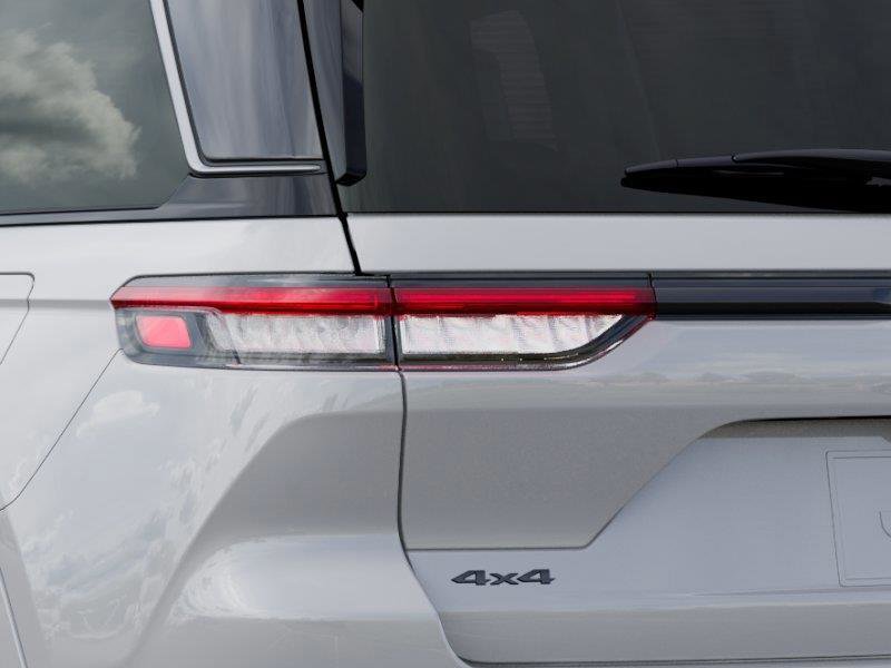 New 2026 Jeep Grand Cherokee Summit AWD/4WD image 9