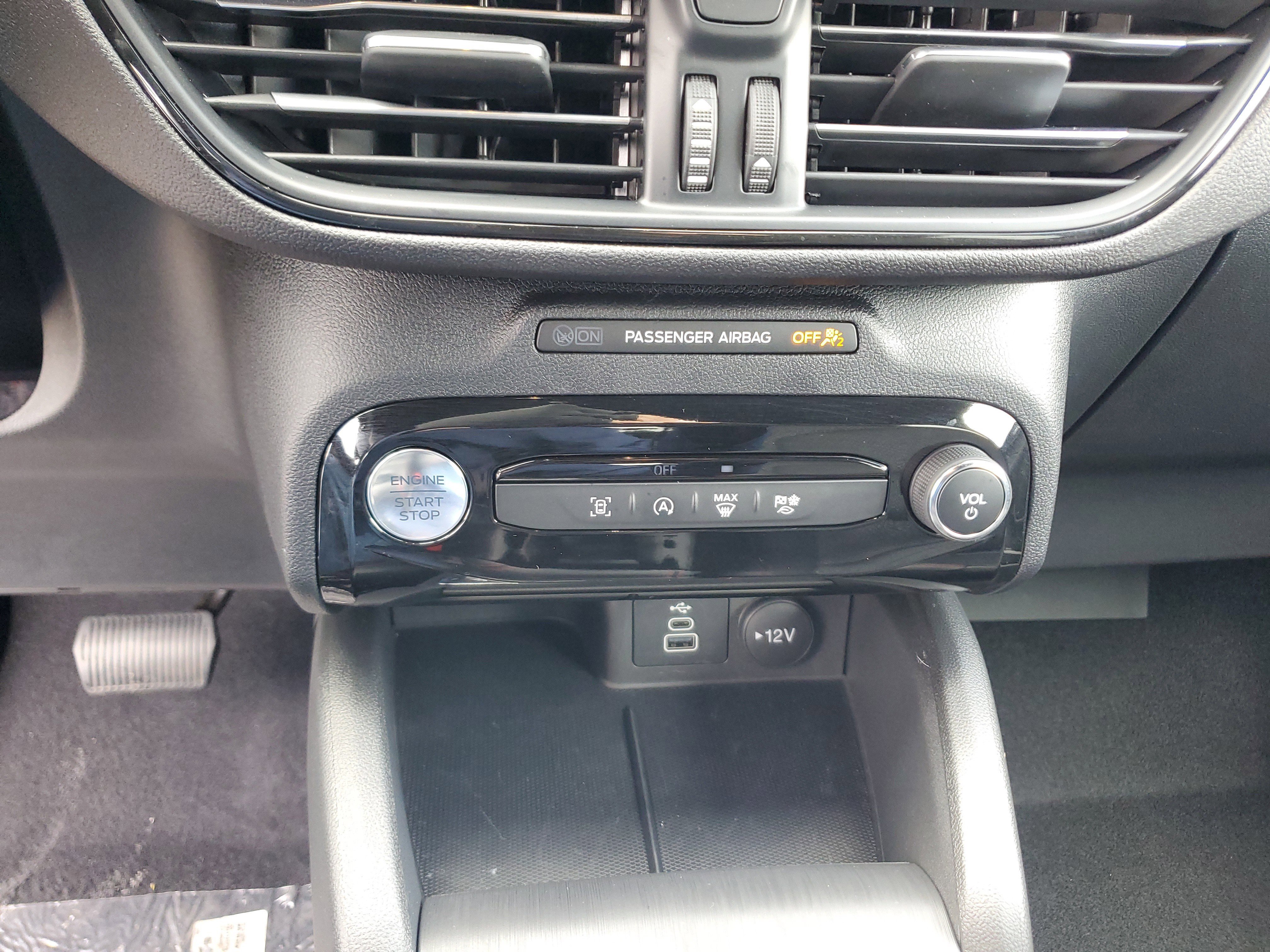 Used 2026 Ford Escape ST-Line w/ Tech Pack #1 image 30