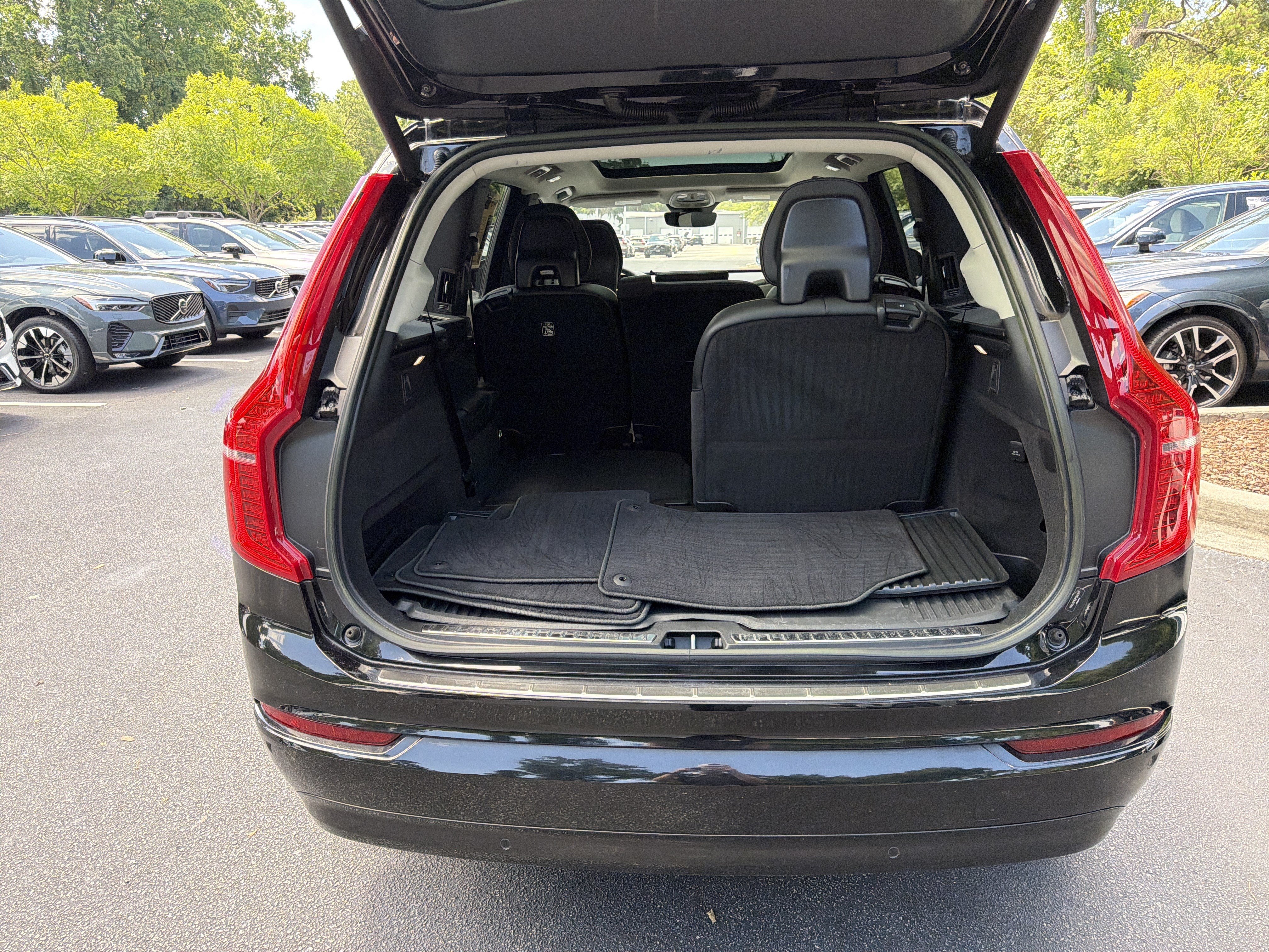 Certified 2023 Volvo XC90 B5 Core w/ Protection Package Premier AWD/4WD image 34
